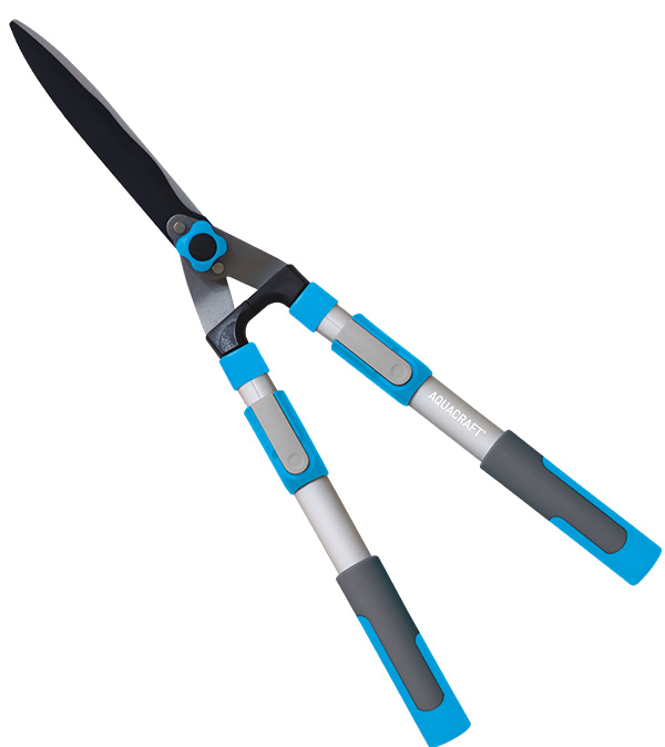 Lightweight aluminum pruning shears with precision blades